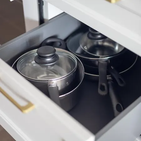 Burakowska Pastel Elegant By Bookinghost Varšava