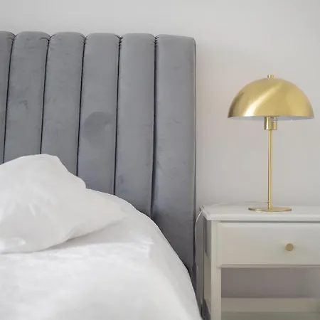 Burakowska Pastel Elegant By Bookinghost アパート