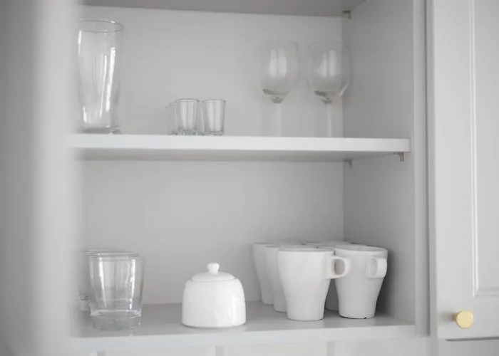 Burakowska Pastel Elegant By Bookinghost * Varsó