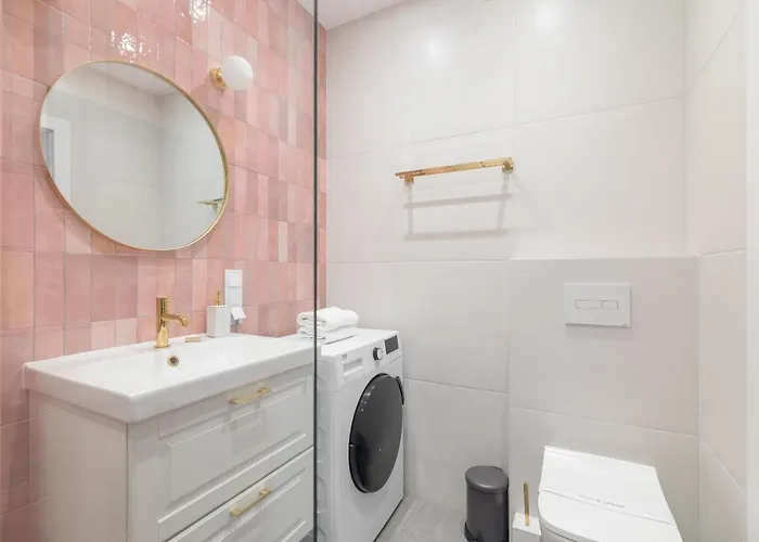 Burakowska Pastel Elegant By Bookinghost Apartman *