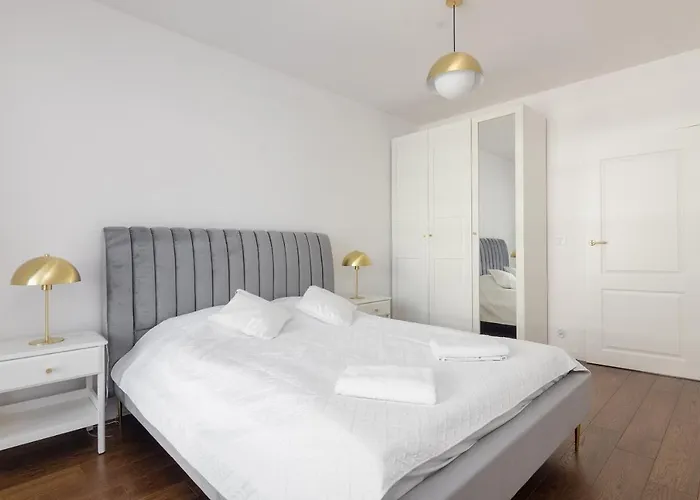 Apartman Burakowska Pastel Elegant By Bookinghost