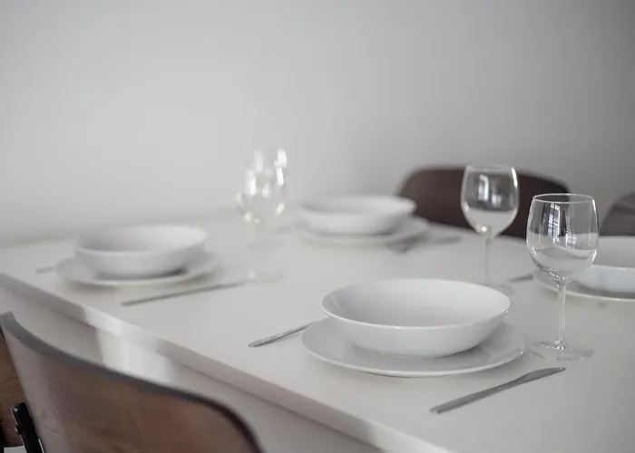 Burakowska Pastel Elegant By Bookinghost *